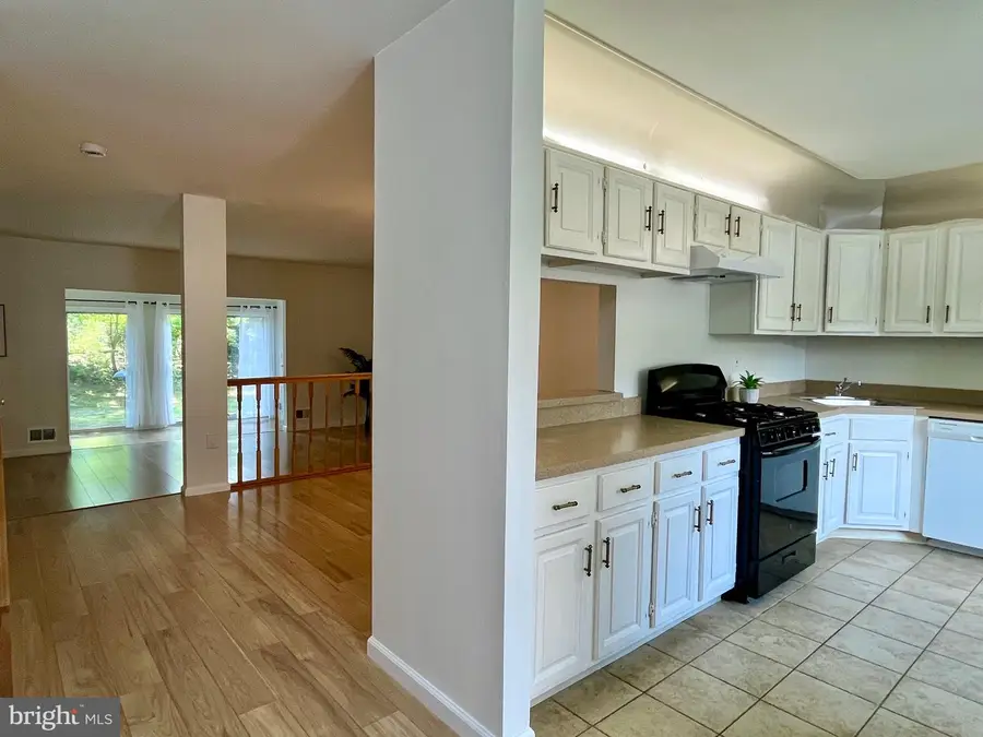 32 Pagoda Ct, Lawrence, NJ 08648 - #2
