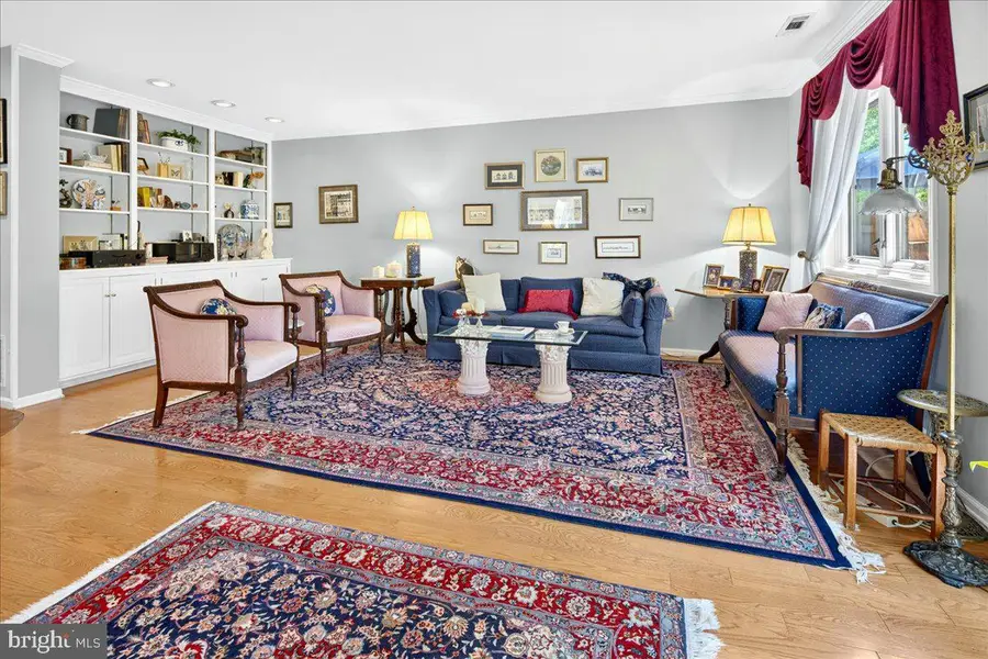 5 Marilyn Ct, Trenton, NJ 08648 - #2