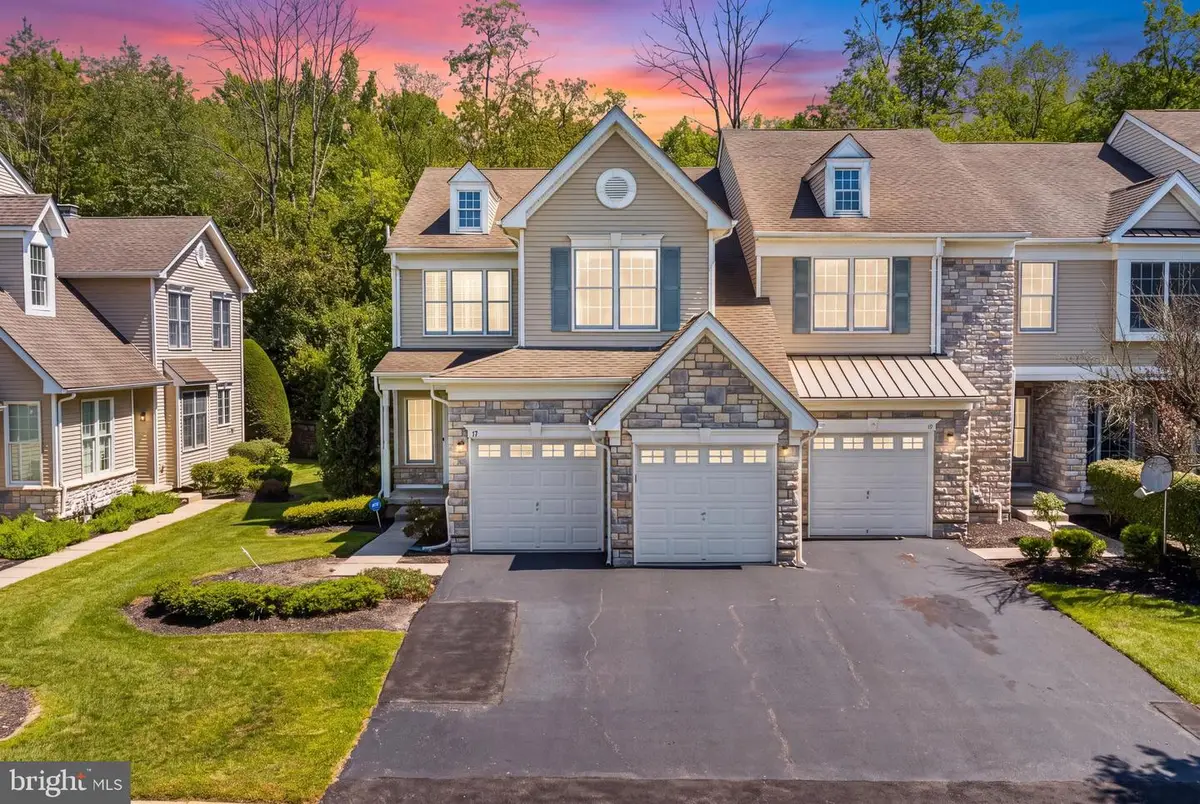 17 Tree Swallow Dr, Princeton, NJ 08540 - #1