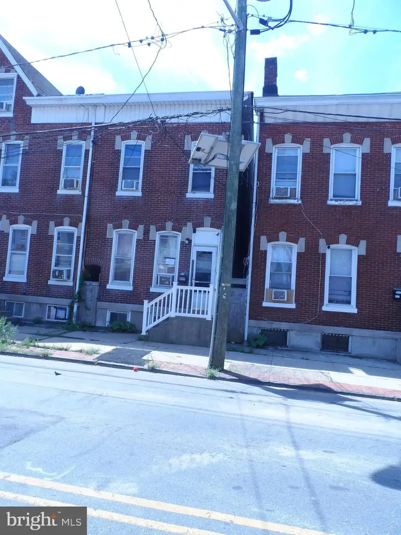 819 S Clinton Ave, Trenton, NJ 08611 - #3