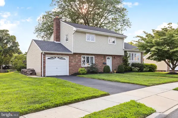 19 Marcia Dr, HAMILTON, NJ 08610