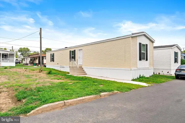 512 Spruce St, ROBBINSVILLE, NJ 08691
