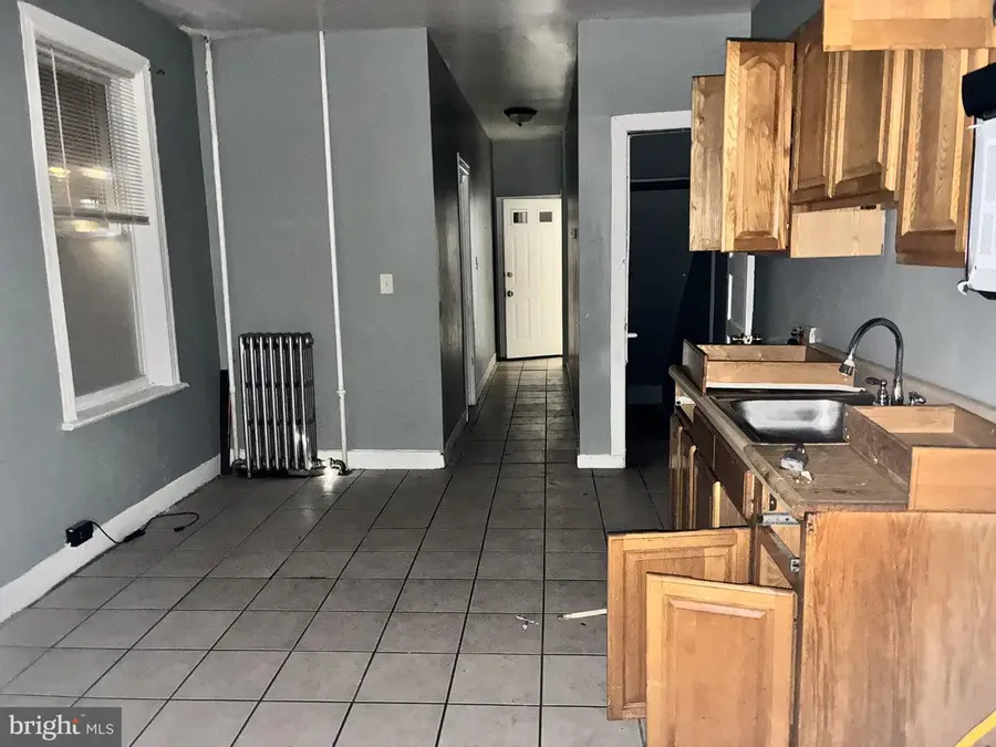 320 Centre St, Trenton, NJ 08611 - #2