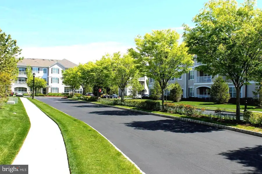 426 Timberlake Dr, Ewing, NJ 08618 - #2