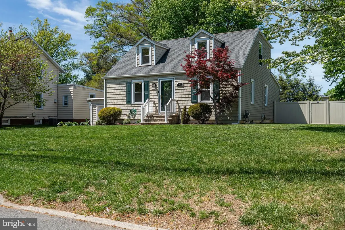 227 Princeton Ave, Hamilton, NJ 08619 - #1