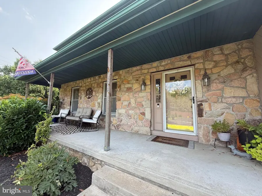 437 Princeton Ave, Hamilton, NJ 08619 - #3