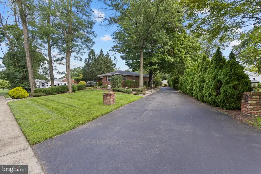 415 Main St, Hamilton, NJ 08620 - #3
