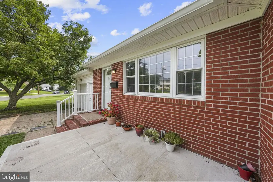 71 Hardwick Dr, Ewing, NJ 08638 - #2
