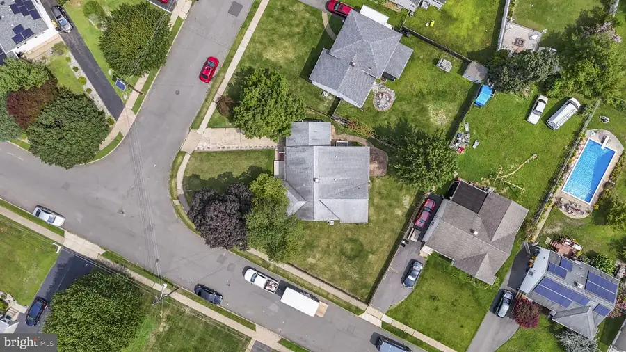 71 Hardwick Dr, Ewing, NJ 08638 - #3