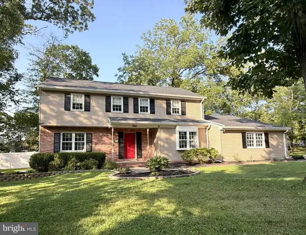 50 Lochatong Rd, EWING, NJ 08628