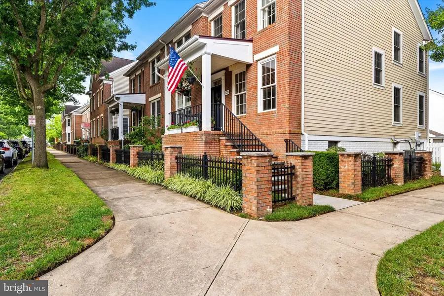 129 Heritage St, Robbinsville, NJ 08691 - #3