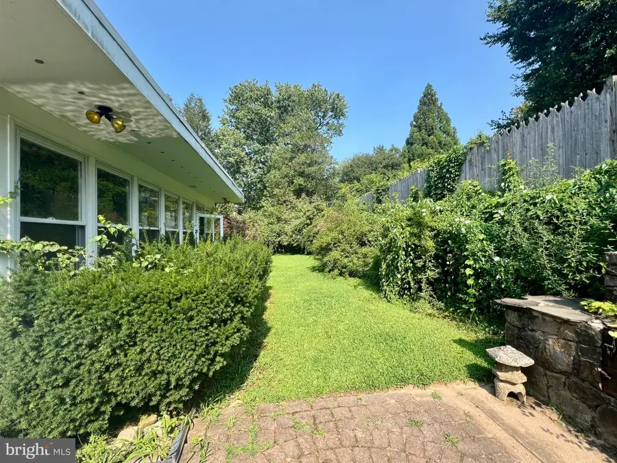 120 Morningside Dr, Trenton, NJ 08618 - #2