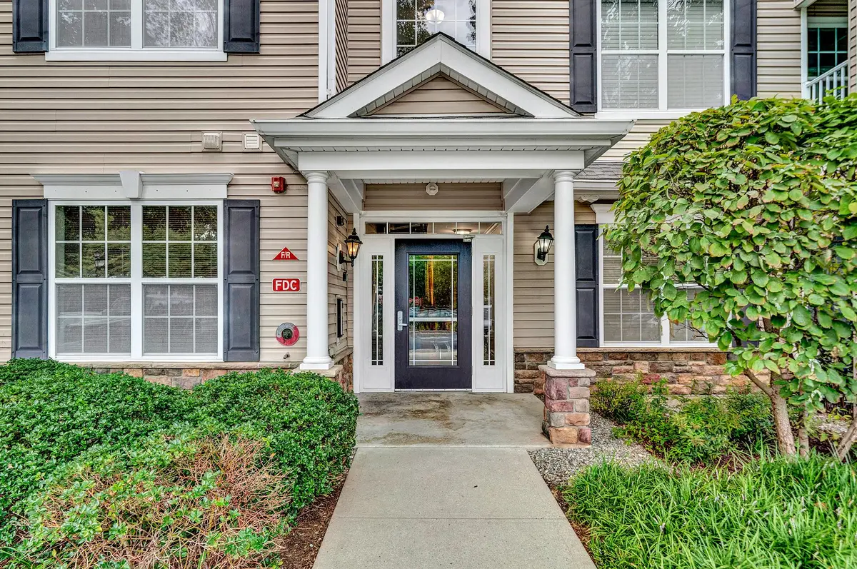 112 Timberlake Dr, Ewing, NJ 08618 - #1
