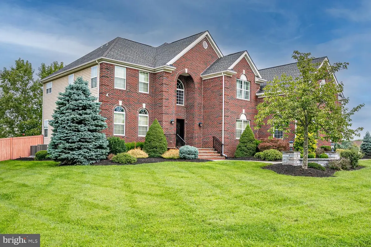 24 Opal Dr, Robbinsville, NJ 08691 - #1