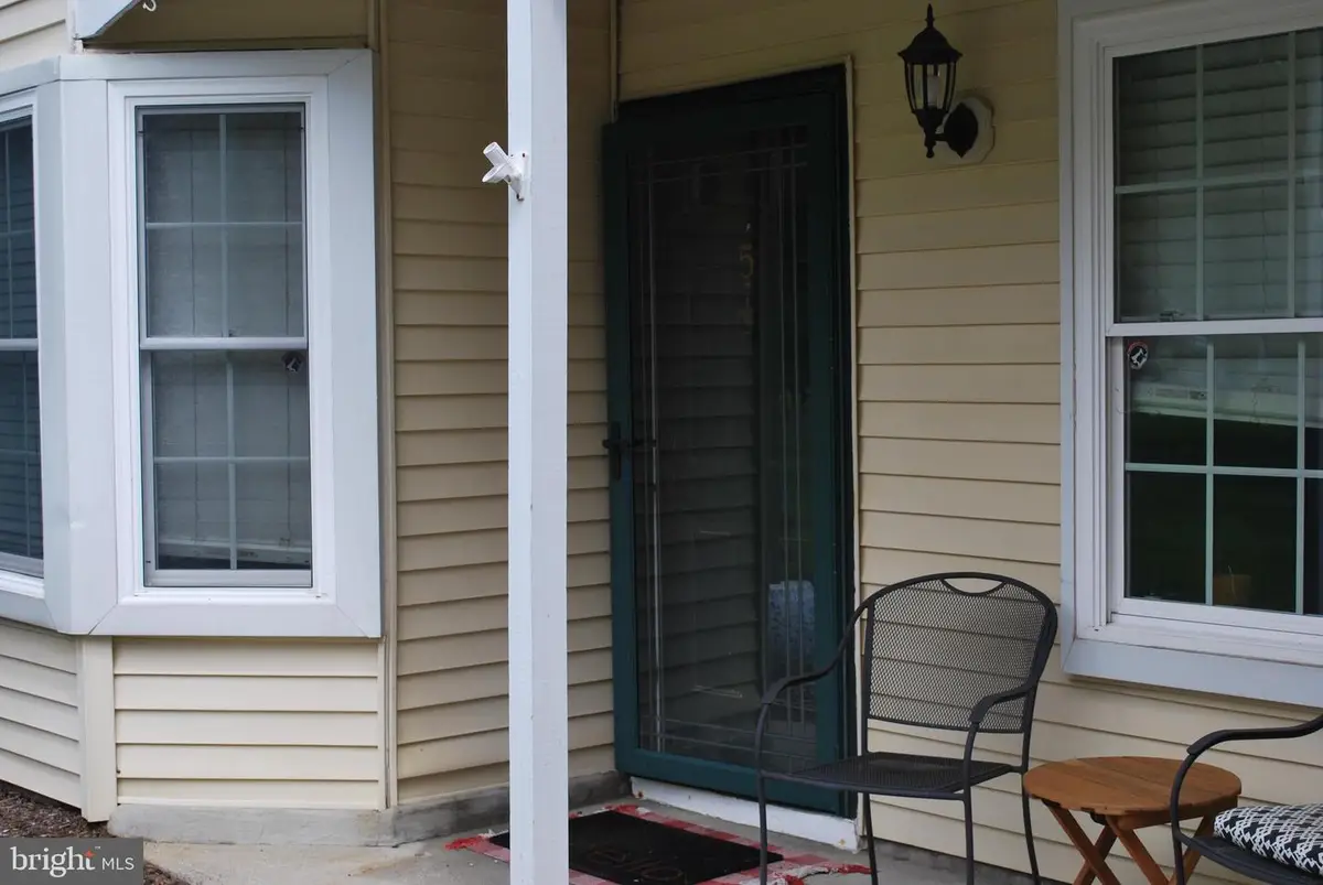 5 Powell Ct, Hightstown, NJ 08520 - #1