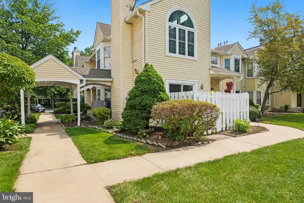 70 Mill Run W #70, HIGHTSTOWN, NJ 08520