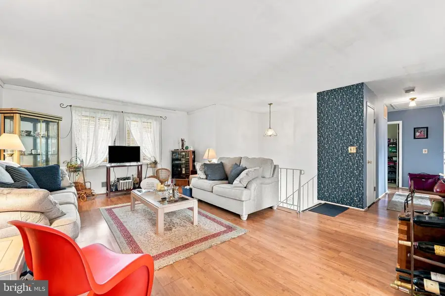 11 Nettletree Dr, Ewing, NJ 08638 - #3