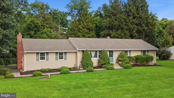 7 Morningside Dr, PENNINGTON, NJ 08534