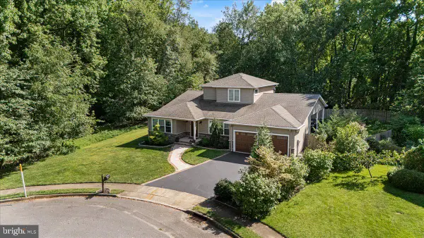 25 Bree Dr, HAMILTON, NJ 08690