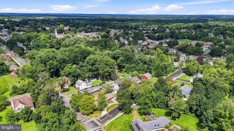 218 Maxwell Ave., East Windsor, NJ 08520 - #3