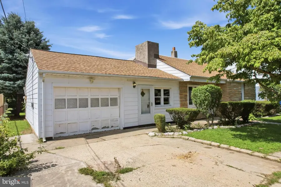 56 Benson Ave, Hamilton, NJ 08610 - #2