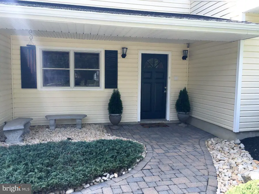154 Oak Creek Rd, East Windsor, NJ 08520 - #3