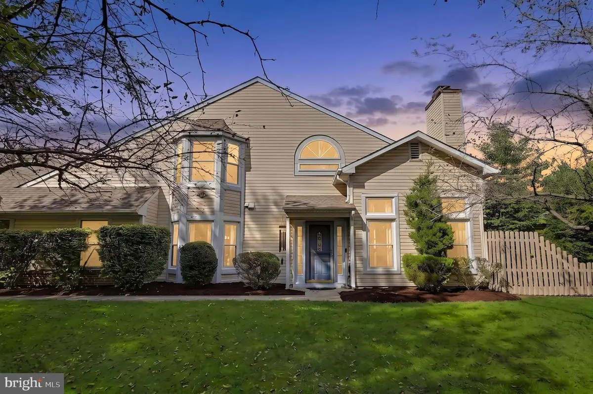 35 Endsleigh Pl, Robbinsville, NJ 08691 - #1