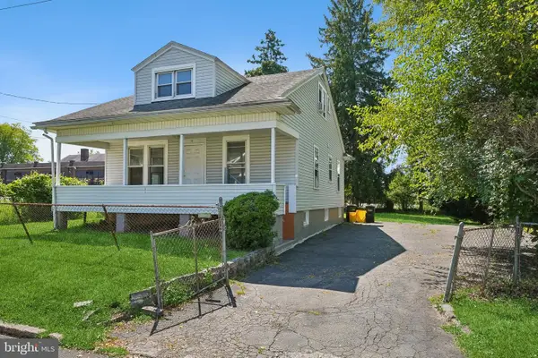 11 Main Blvd, EWING, NJ 08618