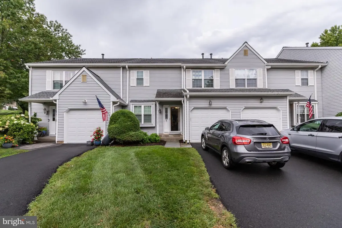 17 Heritage Ct, Trenton, NJ 08628 - #1
