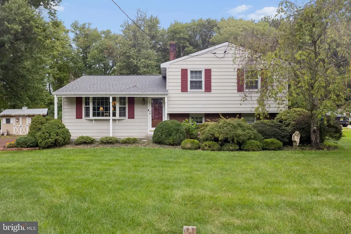20 Diverty Rd, Pennington, NJ 08534 - #1