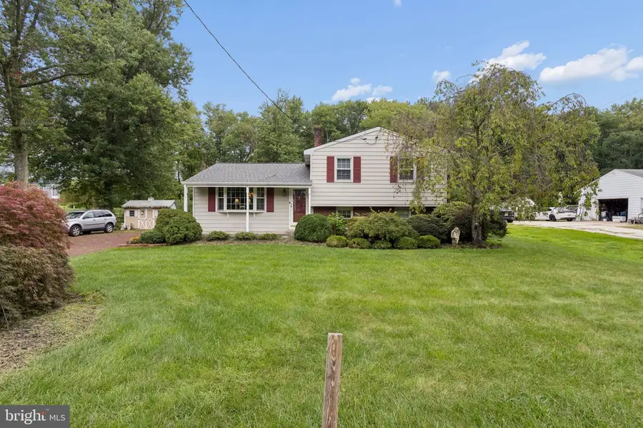 20 Diverty Rd, Pennington, NJ 08534 - #2