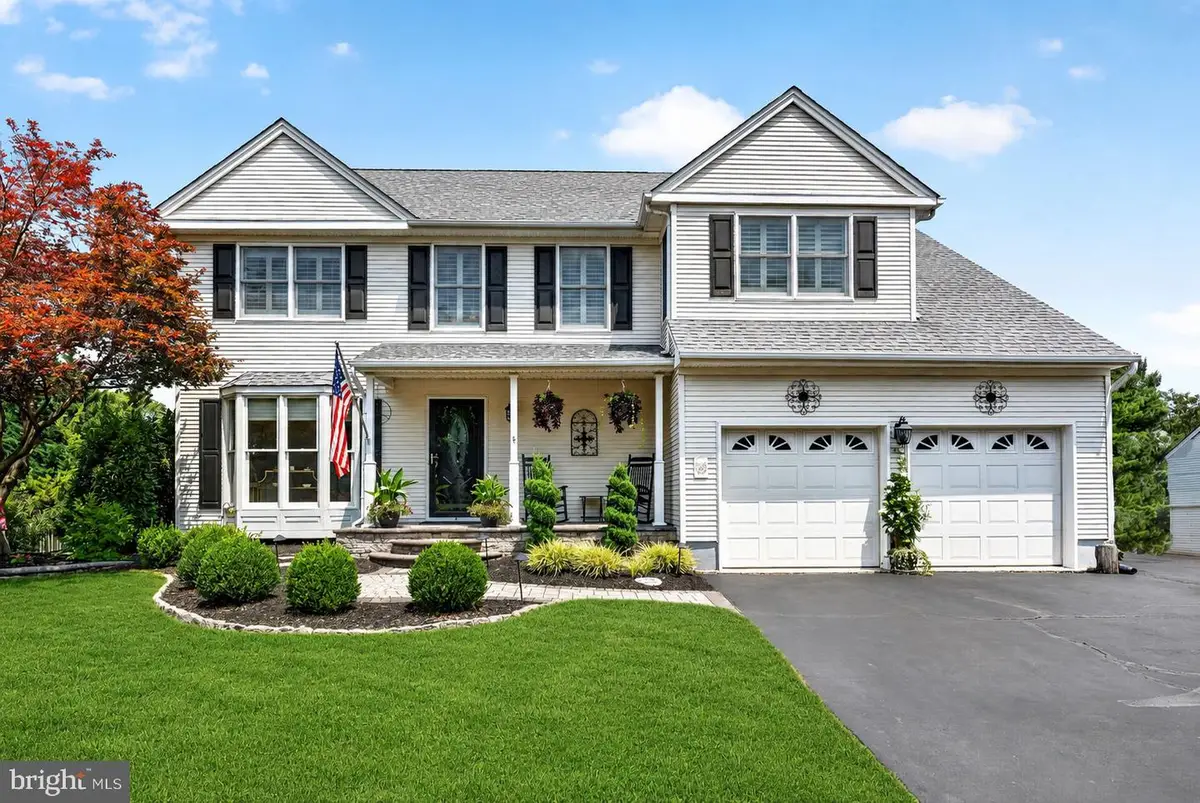 5 Pennfield Rd, Robbinsville, NJ 08691 - #1