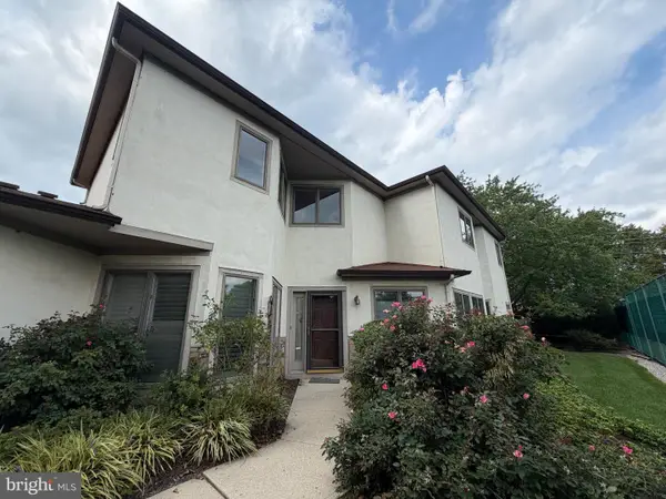 10 Jackie Dr, LAWRENCEVILLE, NJ 08648