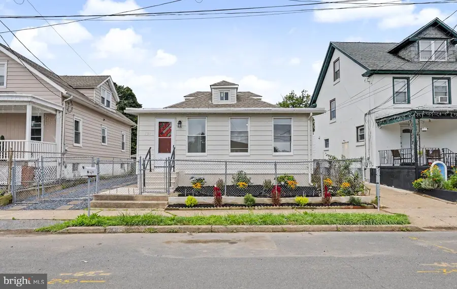 131 Hazel Ave, Ewing, NJ 08638 - #2