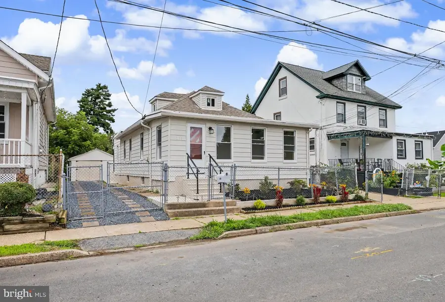 131 Hazel Ave, Ewing, NJ 08638 - #3