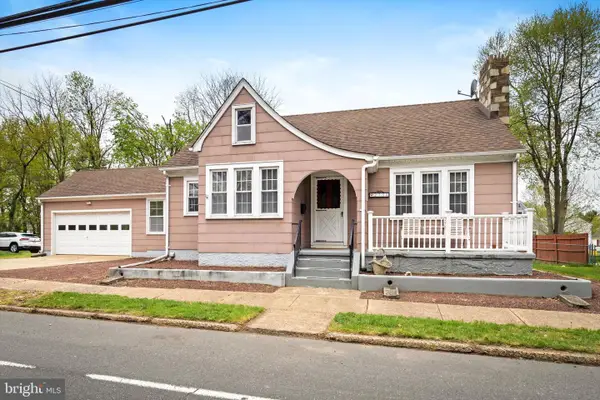 2734 Quakerbridge Rd, TRENTON, NJ 08619