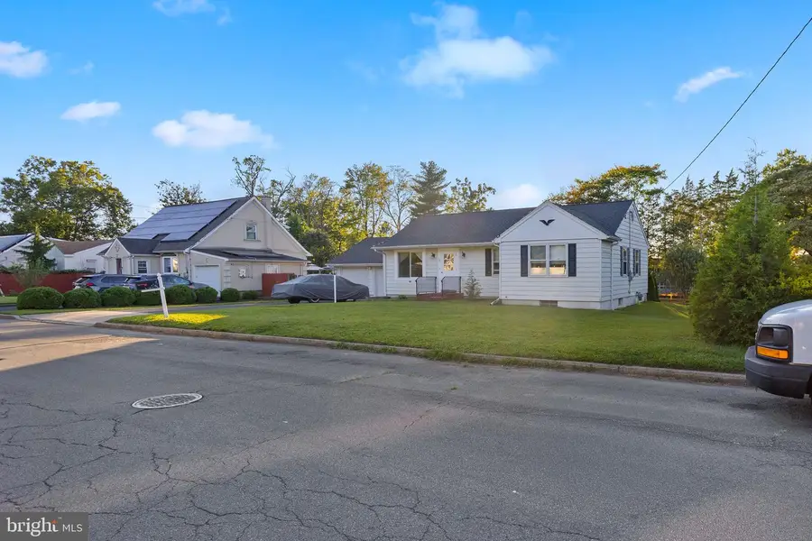 141 Crest Ave, Hamilton, NJ 08690 - #3