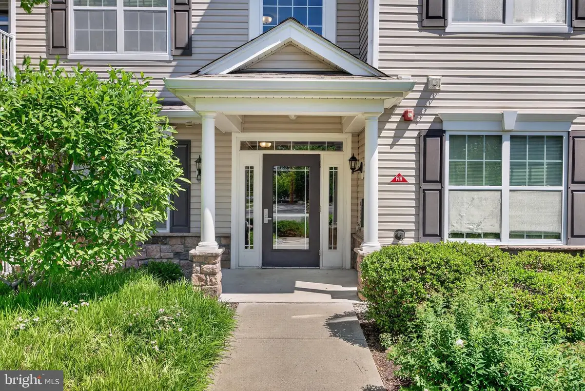 526 Timberlake Dr, Ewing, NJ 08618 - #1