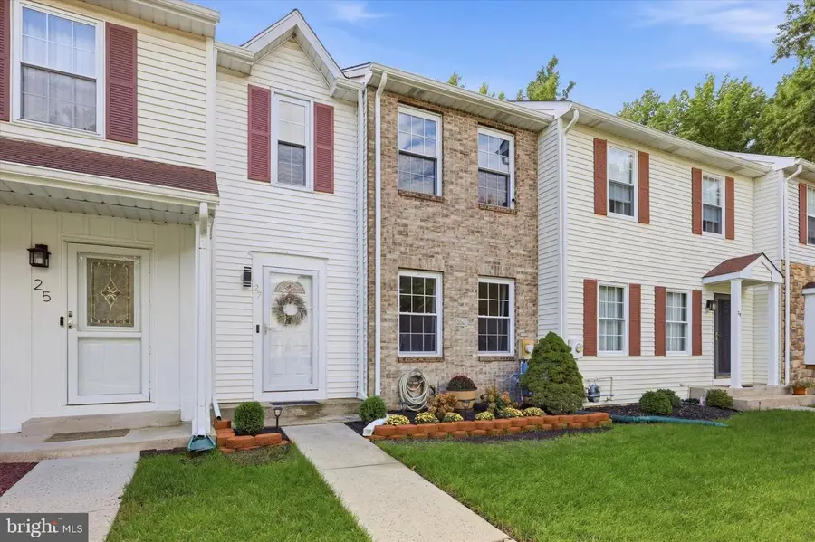 27 Dunmoor Ct N, Hamilton, NJ 08690 - #2