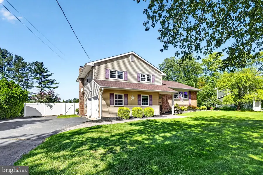 14 Cherrybook Ln, East Windsor, NJ 08520 - #3