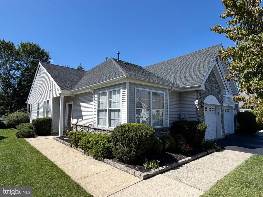 115 Josiah Ln, Hamilton, NJ 08691 - #2