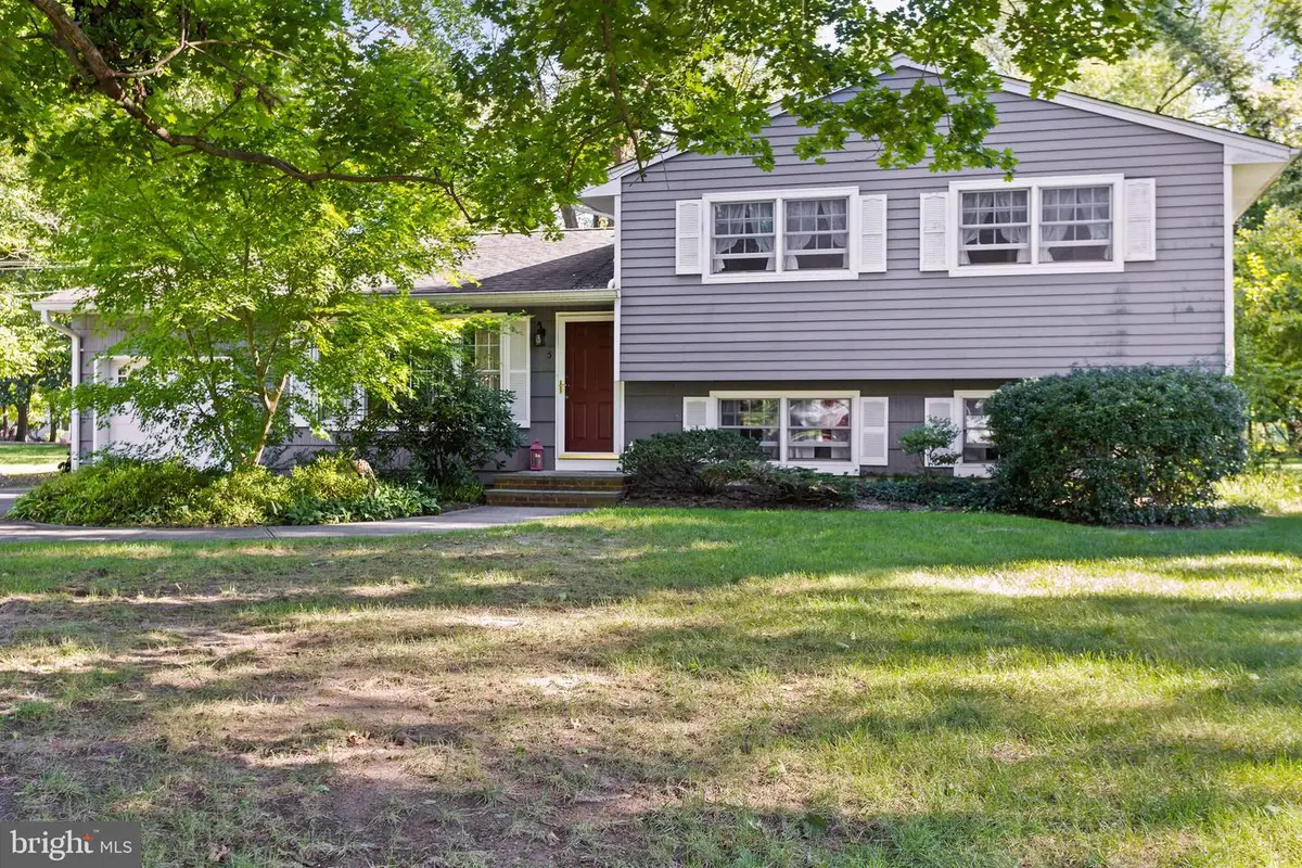 5 Ziff Ln, Princeton Junction, NJ 08550 - #1