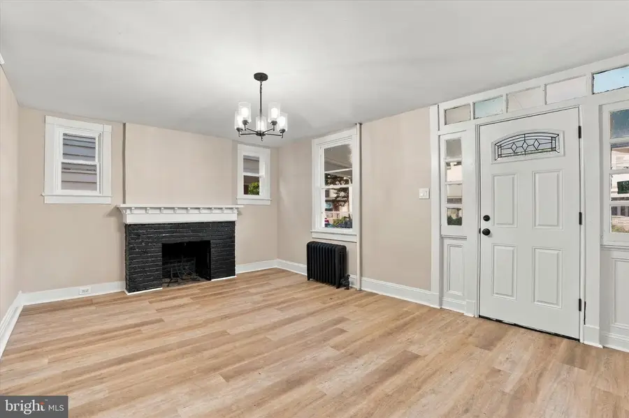 225 S Cook Ave, Trenton, NJ 08629 - #3