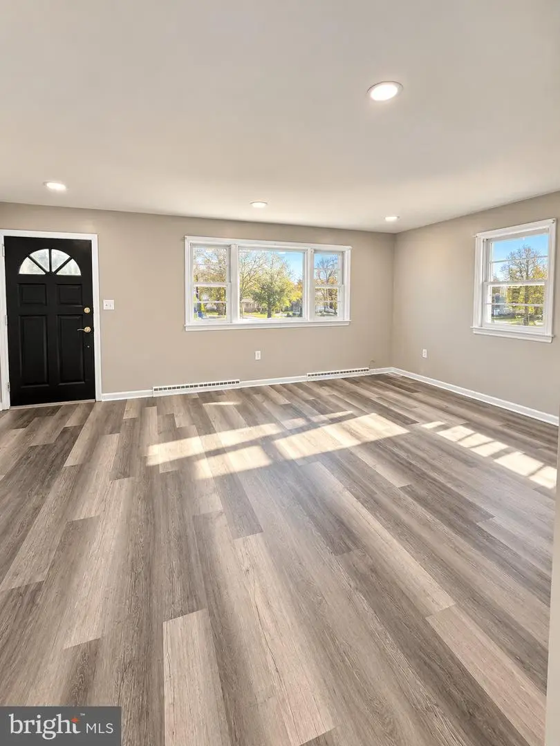 237 New Hillcrest Ave, Ewing, NJ 08638 - #2