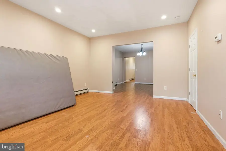 320 Genesee St, Trenton, NJ 08611 - #3