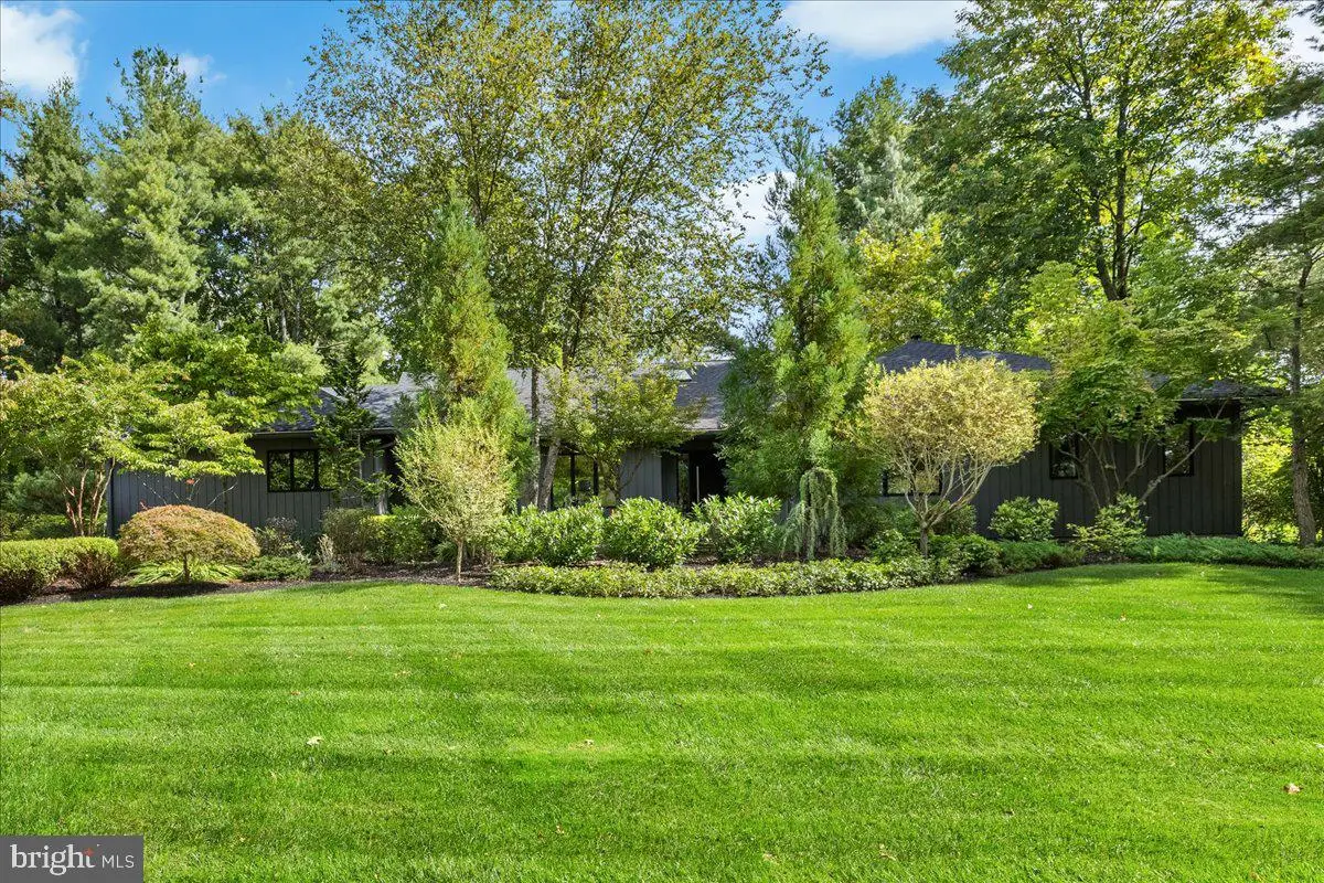 8 Deer Run, Princeton, NJ 08540 - #1