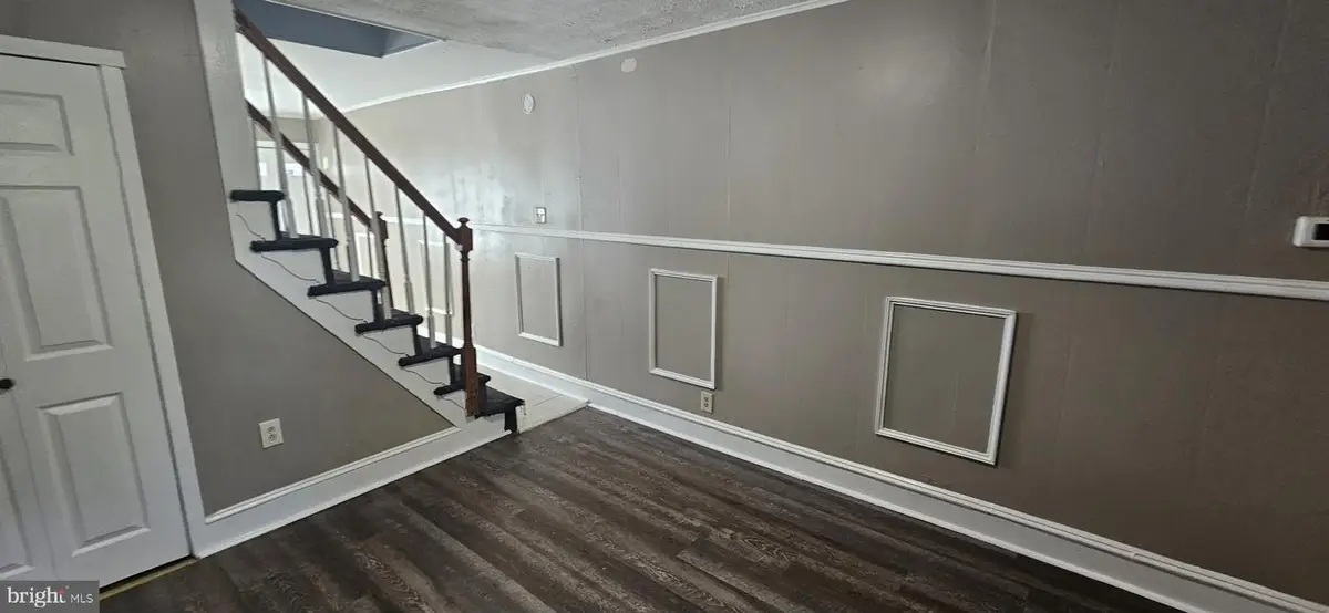 314 Hewitt St, Trenton, NJ 08611 - #1