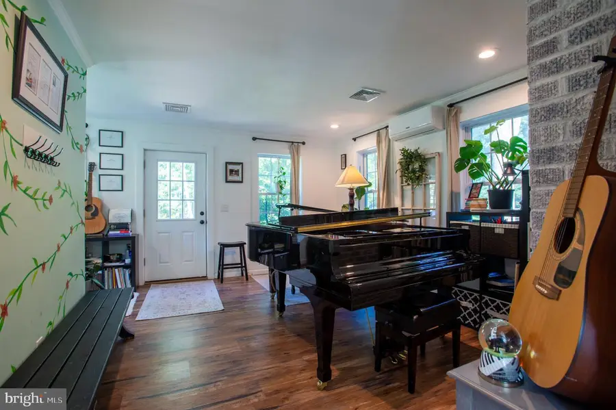 43 Cranbury Rd, Princeton Junction, NJ 08550 - #3