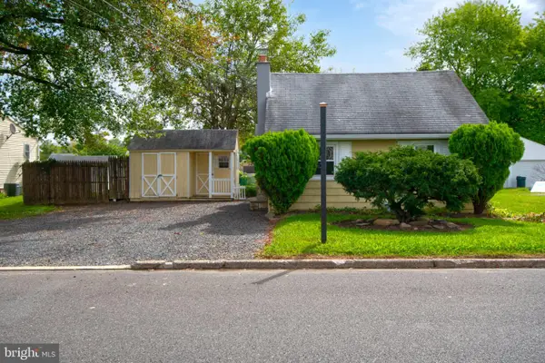 1632 6th St, EWING TWP, NJ 08638