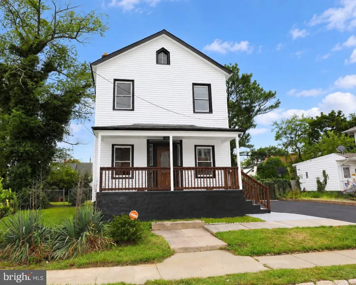 347 Parkway Ave, Trenton, NJ 08618 - #1